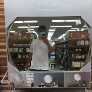 Meet your Posher, Raul